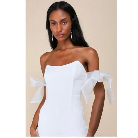 NWT Lulus Pristine Aura White Tie-Strap Off the Shoulder Jumpsuit size Small - Picture 2 of 12